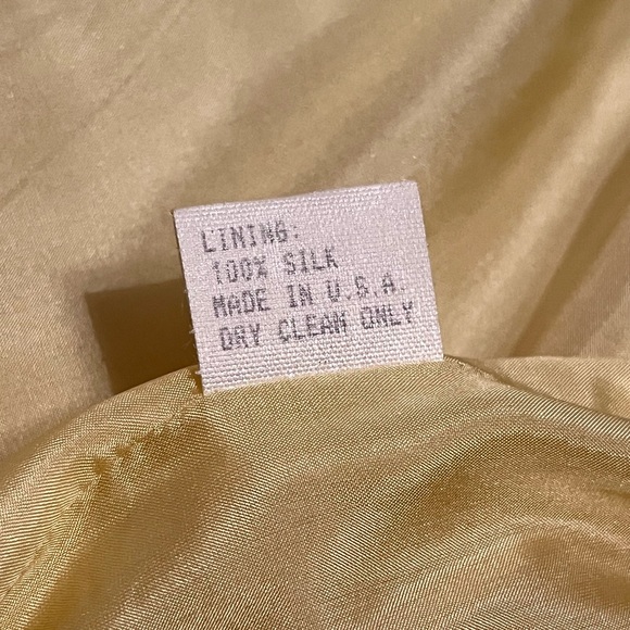 Carolina Herrera for Neiman Marcus Beaded 2 Pc Suit. Gorgeous! Wool and Silk - Picture 9 of 9